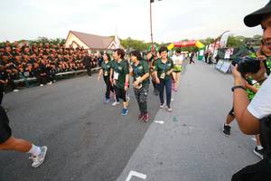 BIB: 
                            <button type="button" onclick="openModal(3530996)" class="btn btn-primary btn-sm float-right btn-popup" data-toggle="modal" data-target=".modal-high-quality">
                        <i class="fas fa-shopping-cart"></i> Add to Cart
                    </button>
                                            <button type="button" onclick="isThisMe(3530996, true)" class="btn btn-success btn-sm float-right btn-popup btn-isme hidden" data-toggle="tooltip" data-placement="bottom" title="นี่คือรูปของคุณใช่ไหม คลิกที่นี่เพื่อเอาเข้าอัลบั้ม">
                        <i class="fas fa-plus"></i> Add to album
                    </button>
                    <button type="button" onclick="isThisMe(3530996, false)" class="btn btn-warning btn-sm float-right btn-popup btn-isnotme hidden">
                        <i class="fas fa-ban"></i> Remove from album
                    </button>